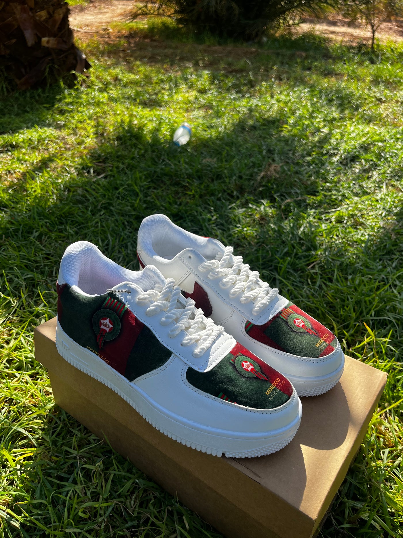 Custome Shoes Marocain Designe Personnalisées Pour Femmes et Hommes