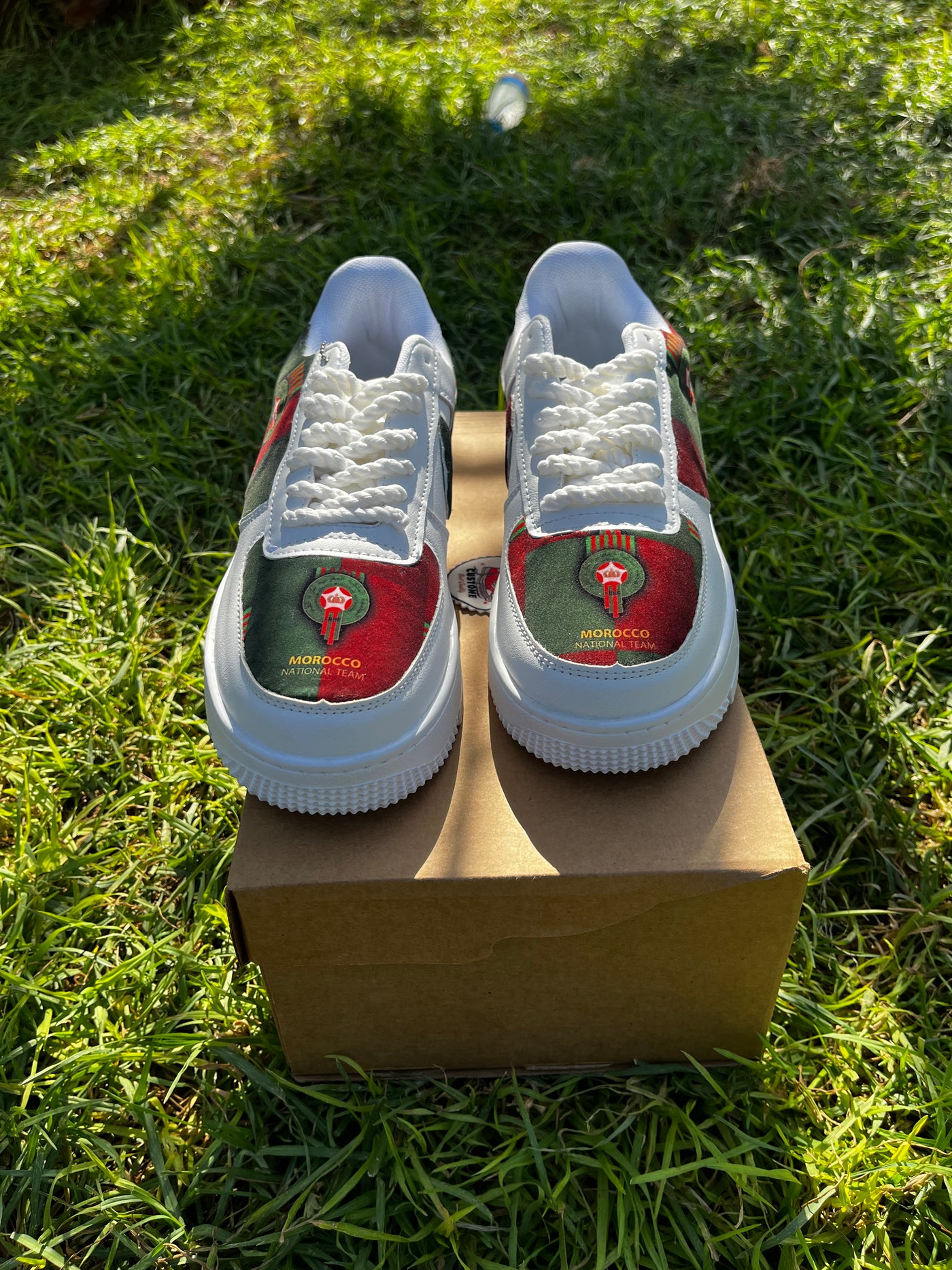 Custome Shoes Marocain Designe Personnalisées Pour Femmes et Hommes