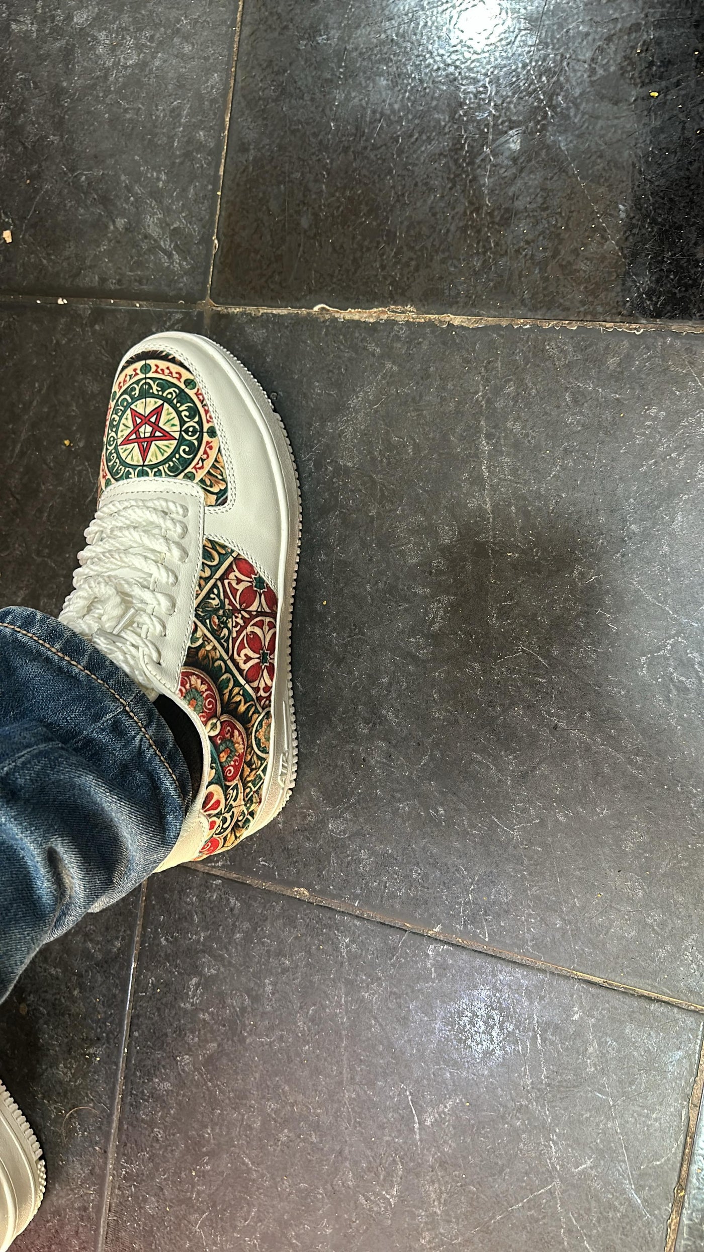 Custome Shoes Marocain Designe Personnalisées Pour Femmes et Hommes